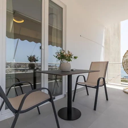The View - Ruby, Luxury, Apartment Sarande